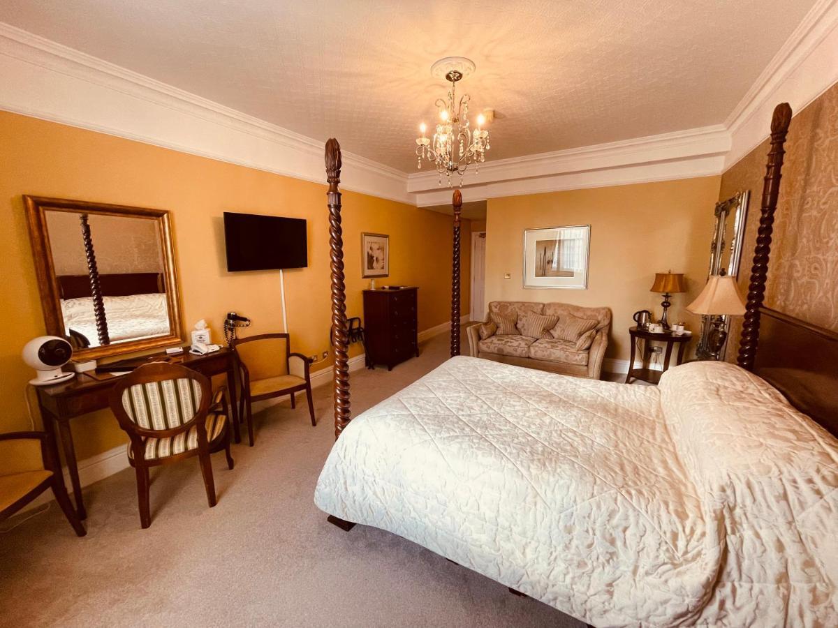 Nuthurst Grange Country House Hotel & Restaurant ソリフル エクステリア 写真