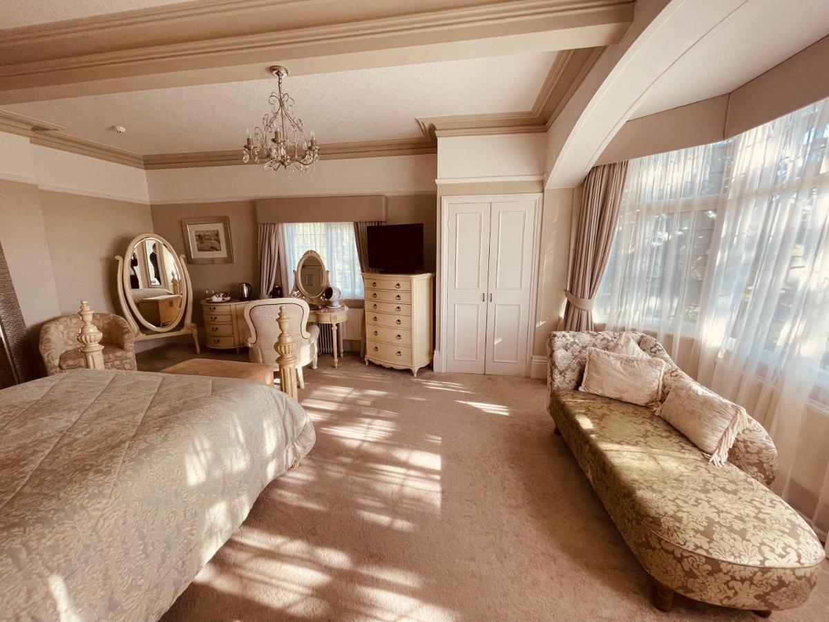 Nuthurst Grange Country House Hotel & Restaurant ソリフル エクステリア 写真