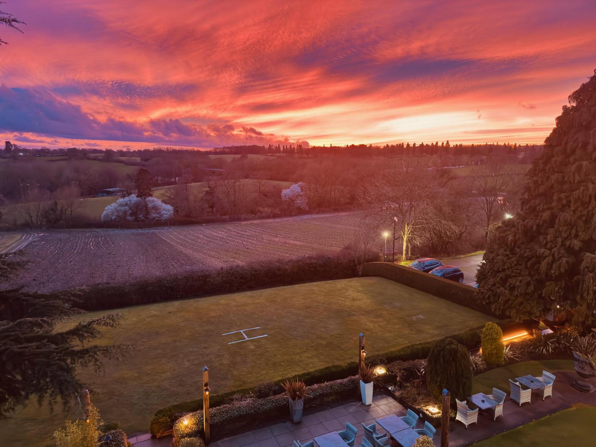 Nuthurst Grange Country House Hotel & Restaurant ソリフル エクステリア 写真